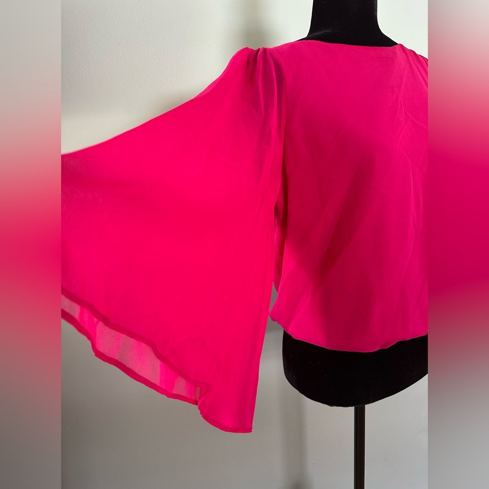 Alice + Olivia Pink Puff Sleeve Boxy Blouse - Picture 2 of 14